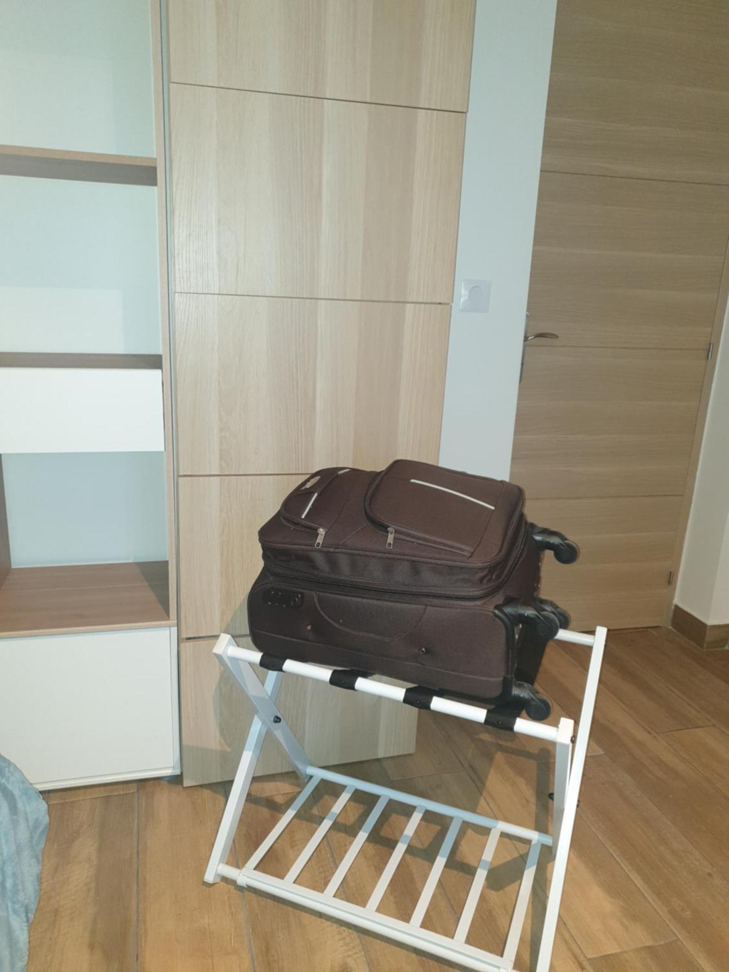 Amazing Apartment A Stone'S Throw From The City Of Lights - Paris Clichy Esterno foto