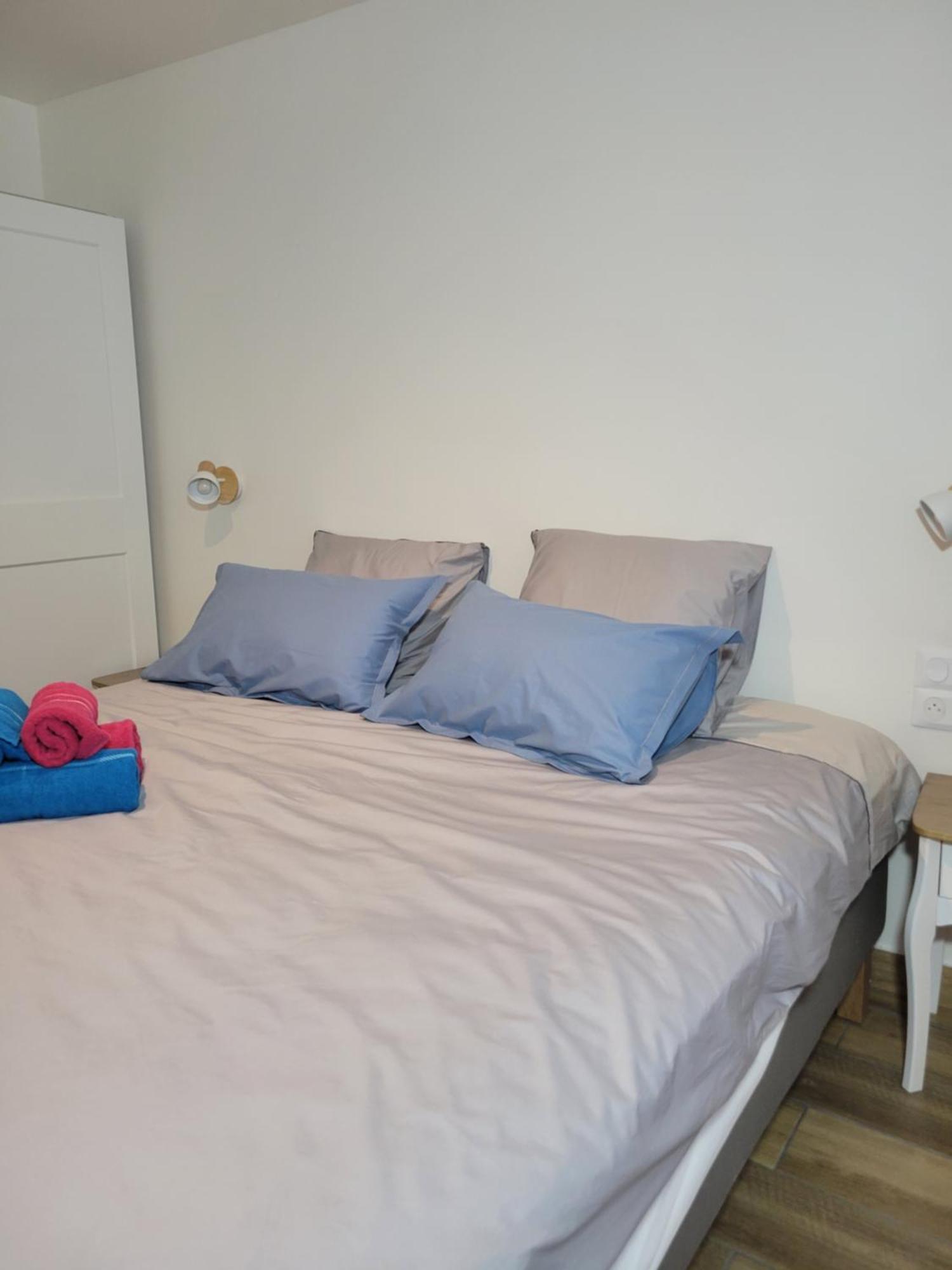 Amazing Apartment A Stone'S Throw From The City Of Lights - Paris Clichy Esterno foto