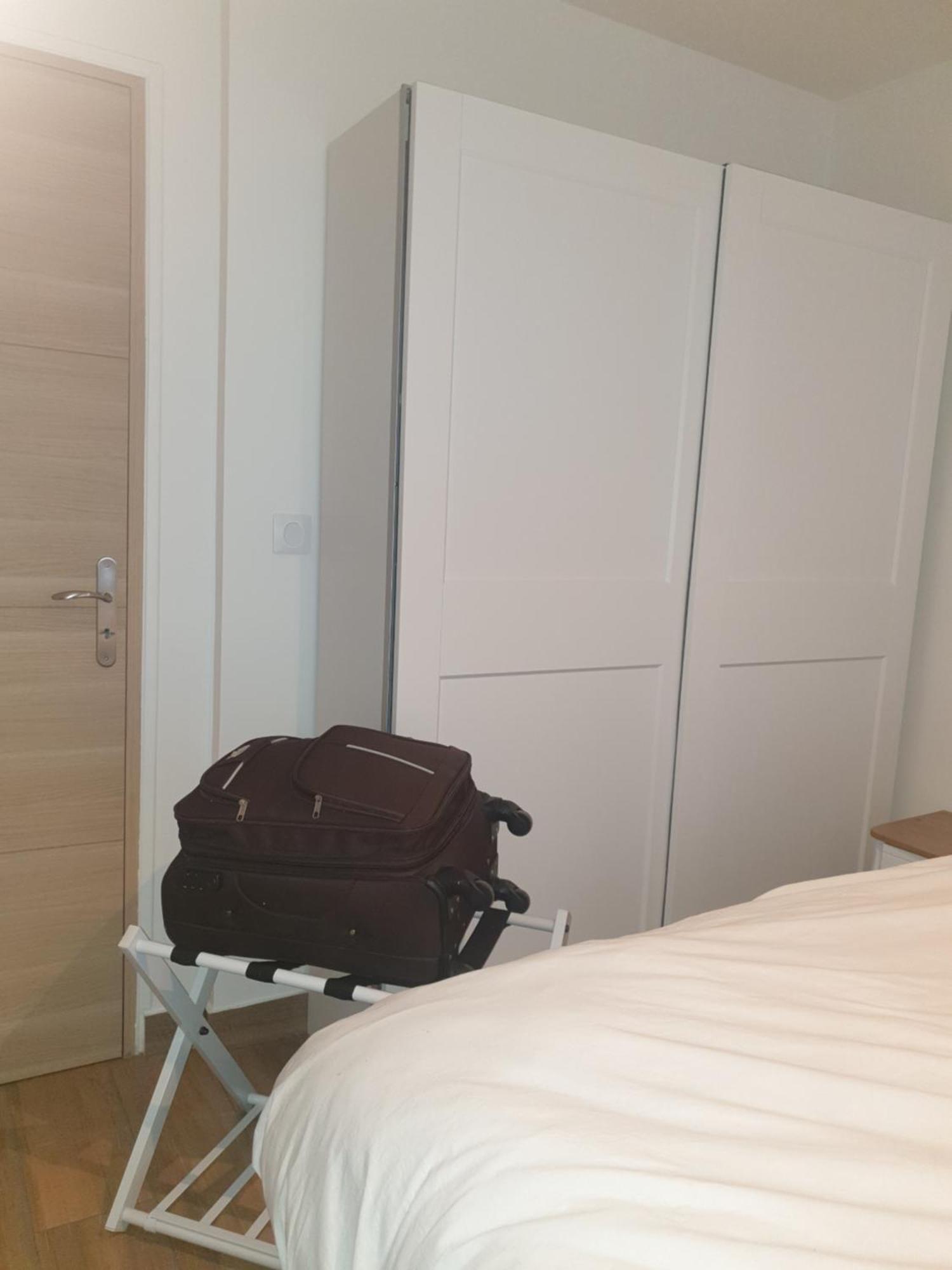 Amazing Apartment A Stone'S Throw From The City Of Lights - Paris Clichy Esterno foto