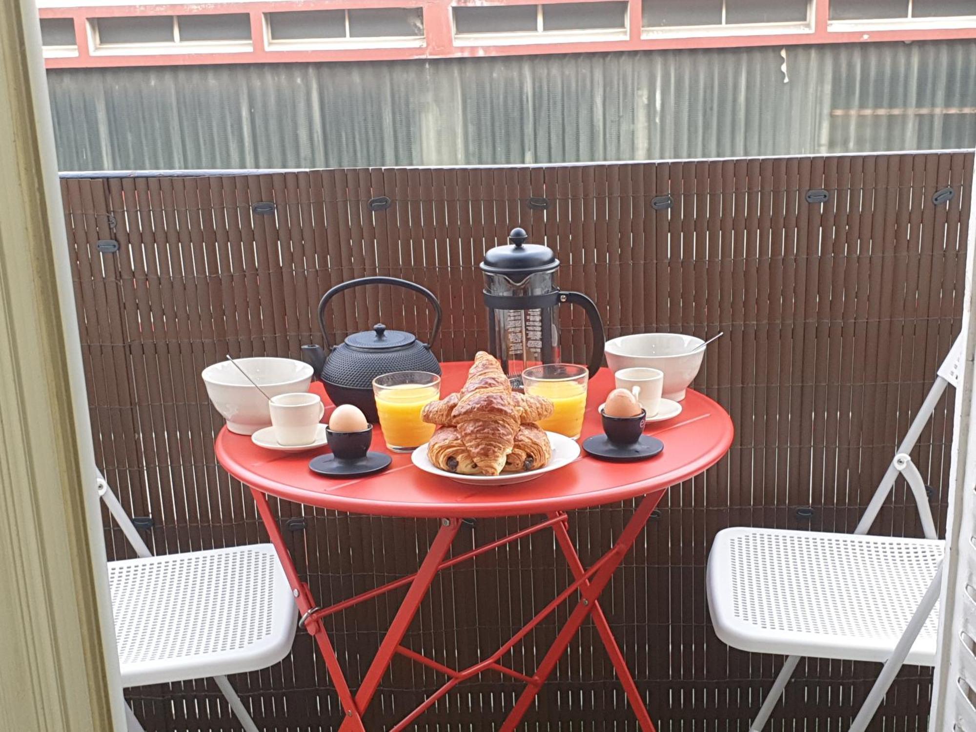 Amazing Apartment A Stone'S Throw From The City Of Lights - Paris Clichy Esterno foto